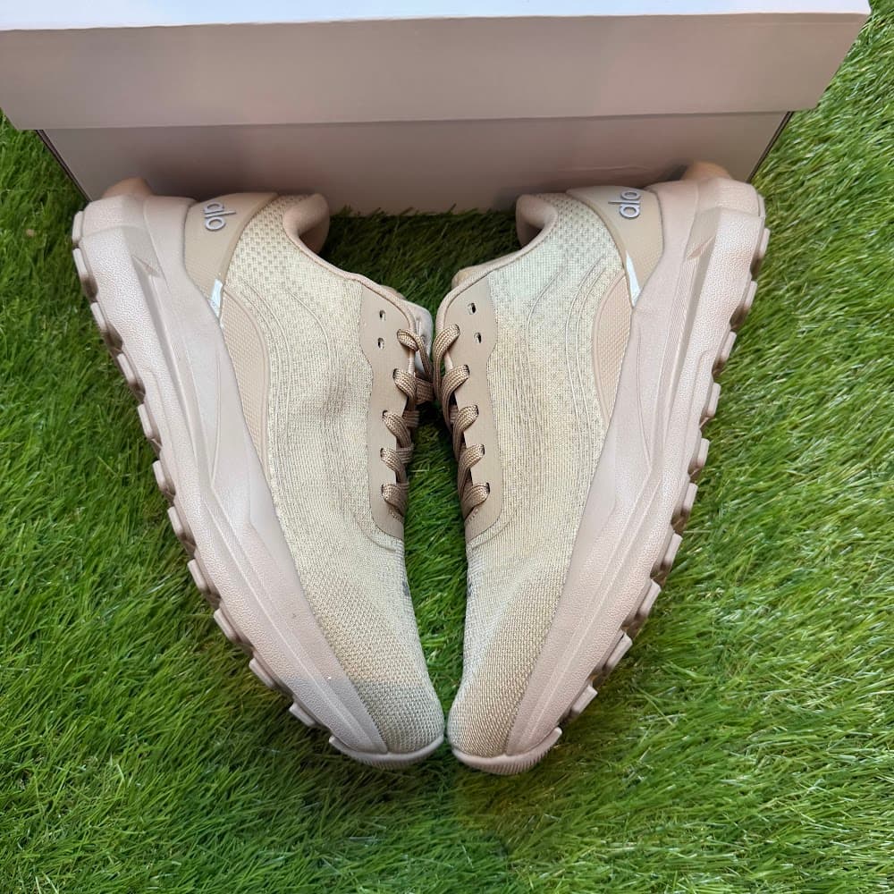 ALO ALO Runner