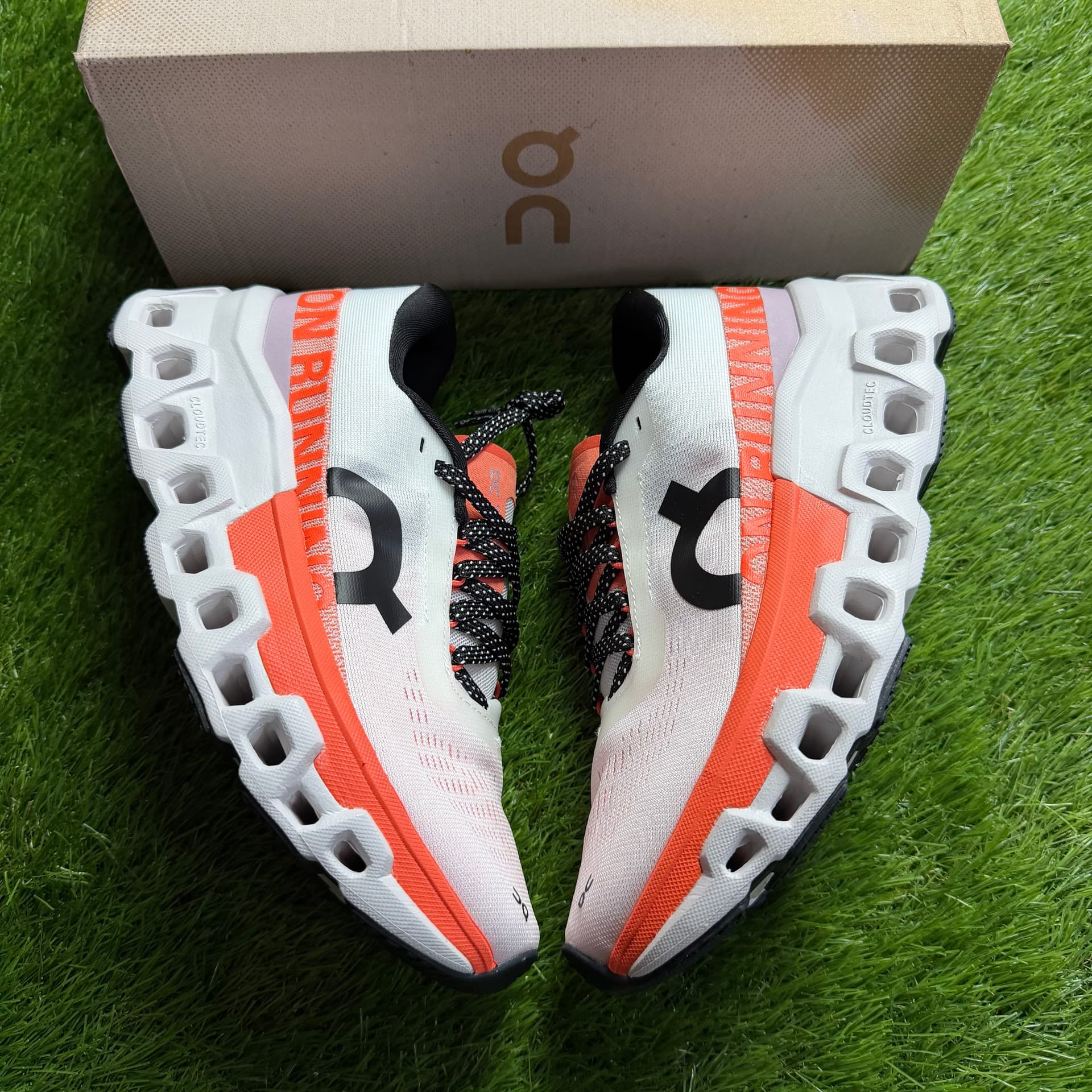 ON Running Cloudmonster 2 Undyed Flame
