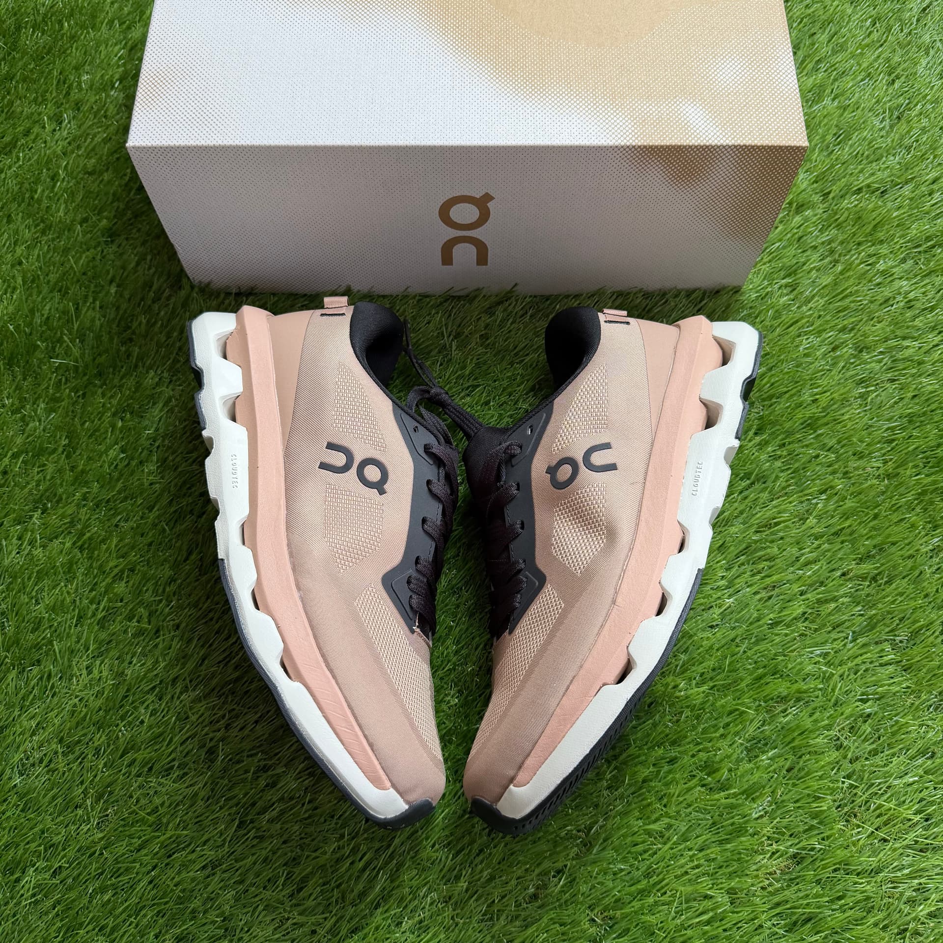 ON Running Cloudzone Rosebrown Black