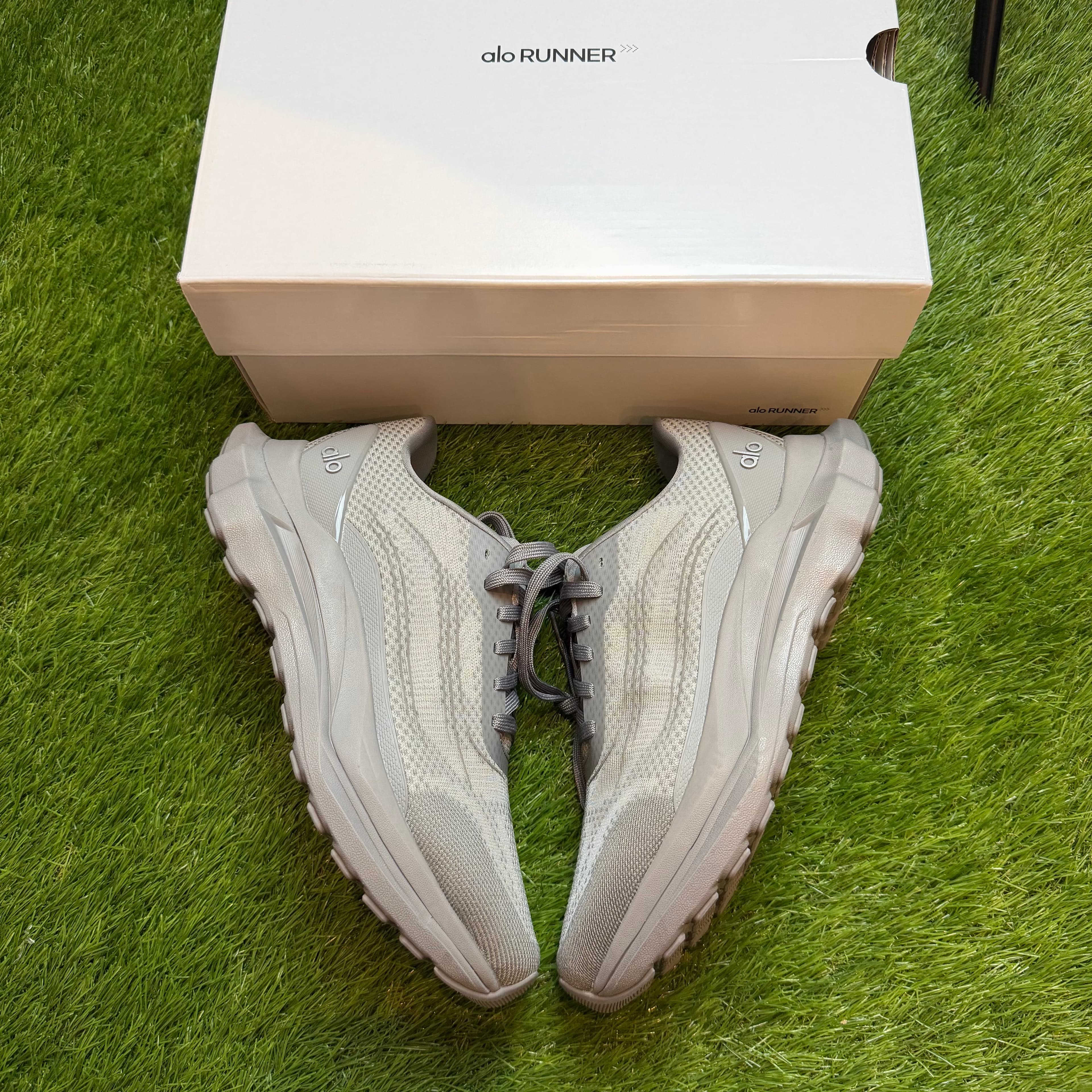 ALO Runner Gray