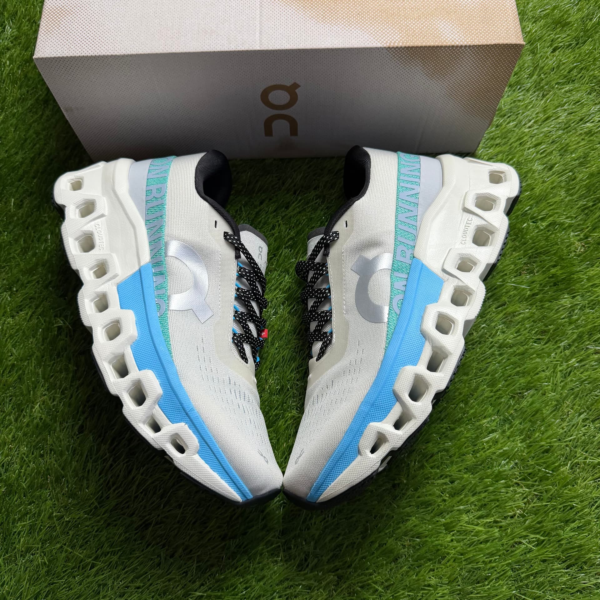 ON Running Cloudmonster 2 Cream Horizon